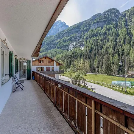 Apartment Cesa Elena